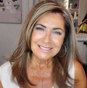 Meet your Posher, Mira